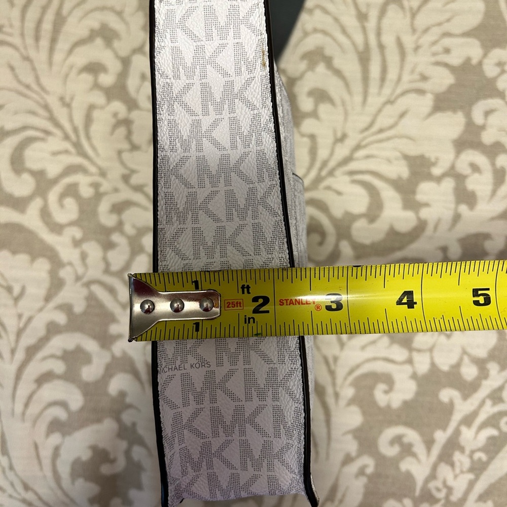 Michael Kors Gray and white small crossbody Bag - Picture 9 of 12